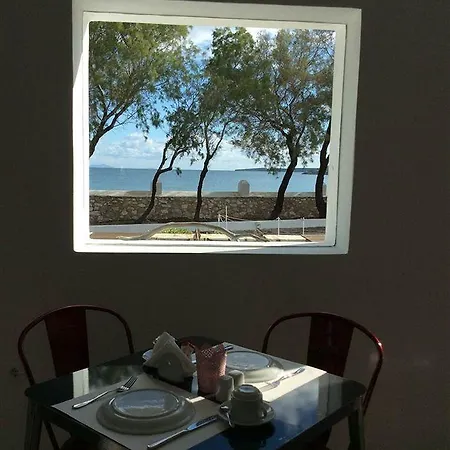 Almira - Seafront - Paros Ξενοδοχείο Νάουσα