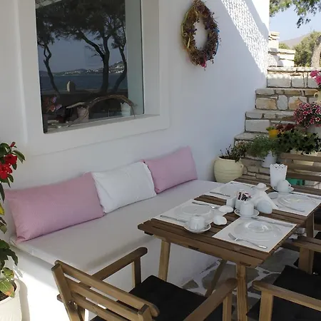 Hotel Almira - Seafront - Paros Naoussa