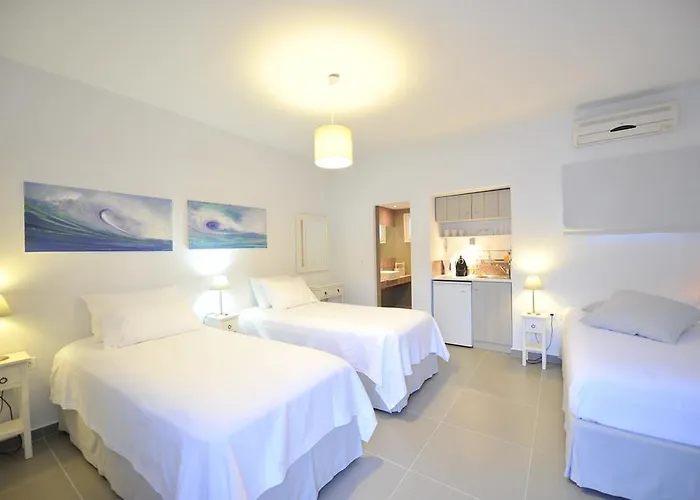 Hotel Almira - Seafront - Paros Naousa