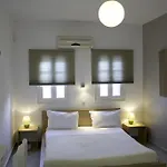 מלון Almira - Seafront - Paros 3*