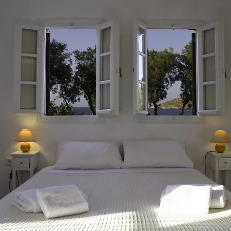 ホテル Almira - Seafront - Paros 3*