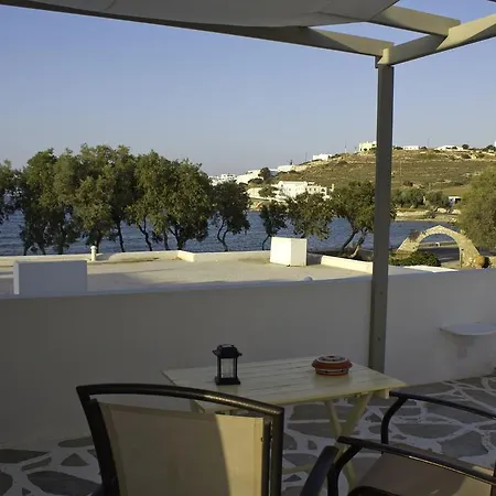 Hotell Almira - Seafront - Paros