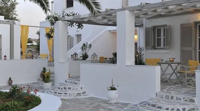 Almira - Seafront - Paros 3*