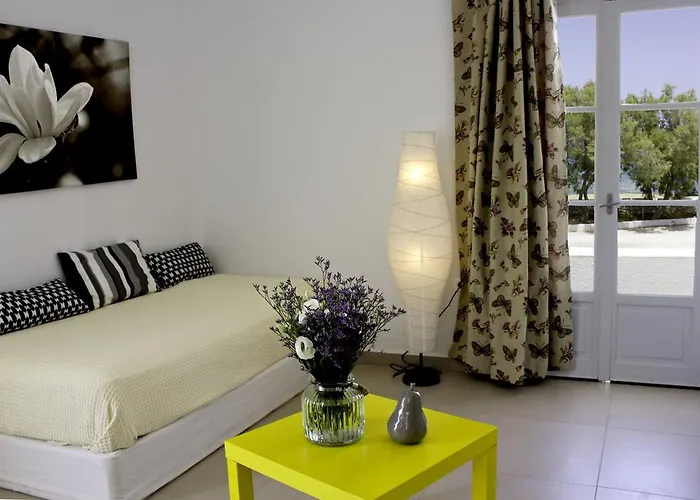 Hotell Almira - Seafront - Paros