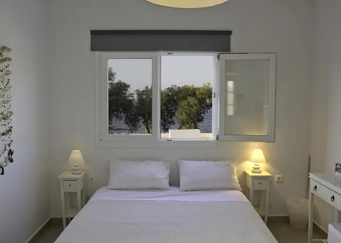 Almira - Seafront - Paros Naoussa