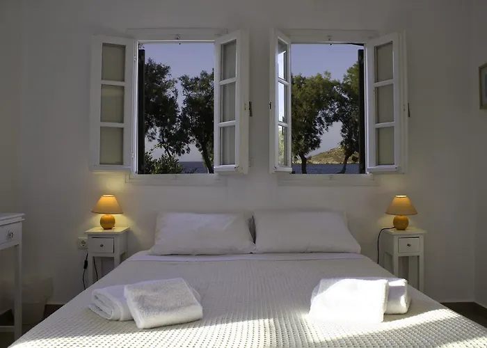 Hotell Almira - Seafront - Paros 3*