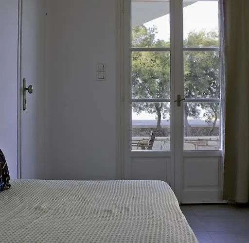 Hotel Almira - Seafront - Paros 3*