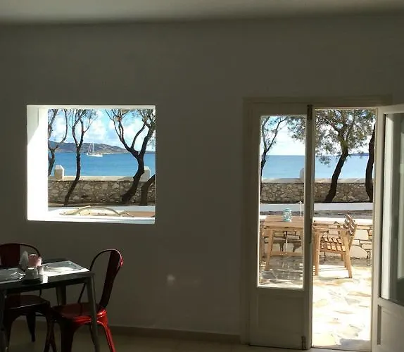 Hotell Almira - Seafront - Paros Naousa